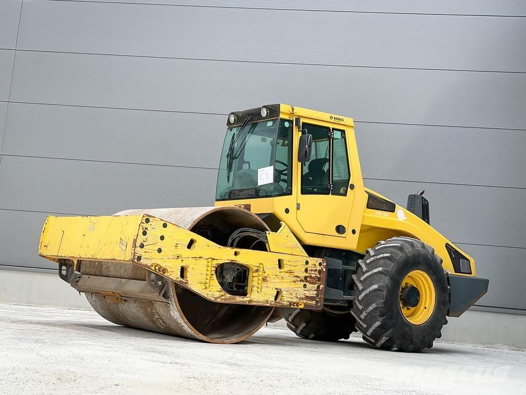 Bomag BW 216 DH-4i Rouleaux monocylindre