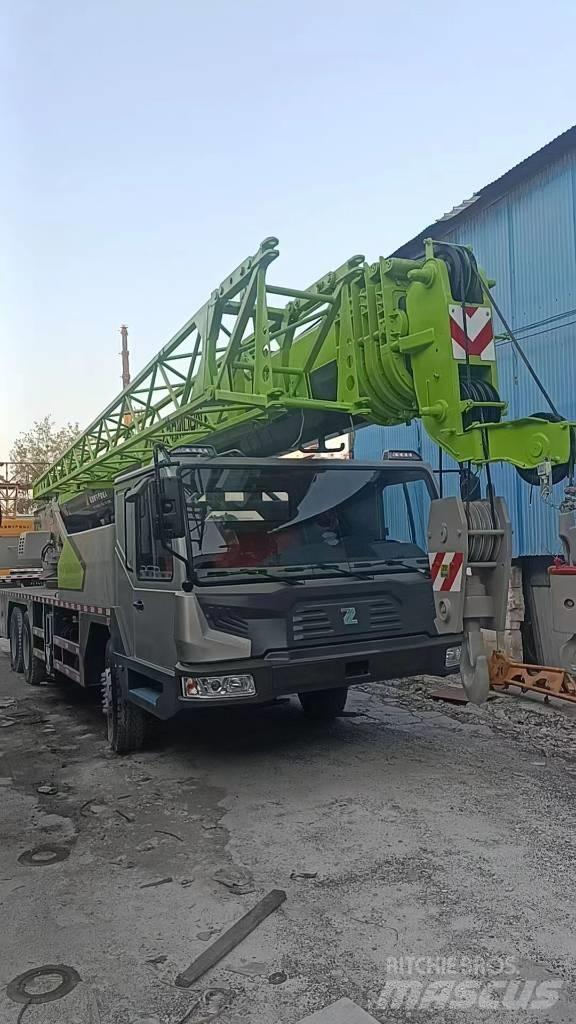Zoomlion 25吨 Grues tout terrain