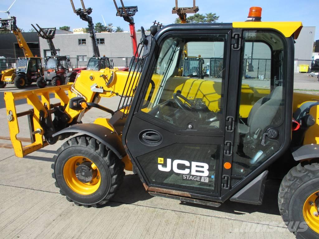 JCB 525-60 T5 (582) Chariot télescopique