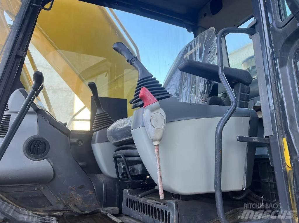 Komatsu pc220-8mo Pelle sur chenilles