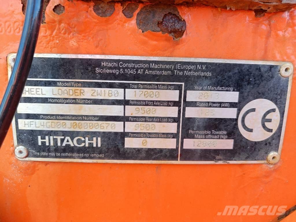 Hitachi ZW 180 Chargeuse sur pneus