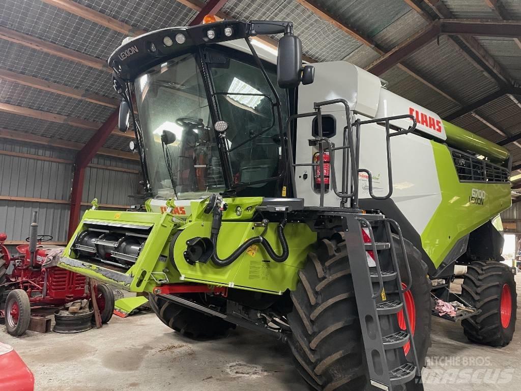 CLAAS Lexion 6700 Moissonneuse batteuse