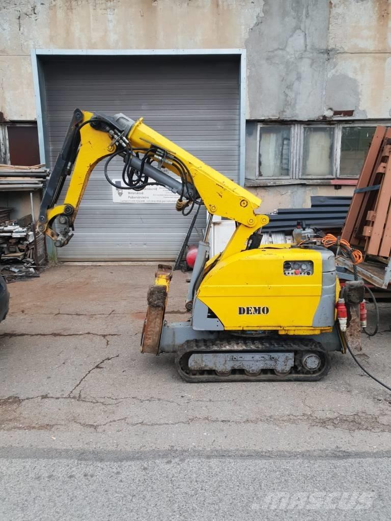 Brokk 180 Pelle de démolition