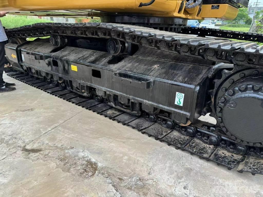 CAT 329D Pelle sur chenilles