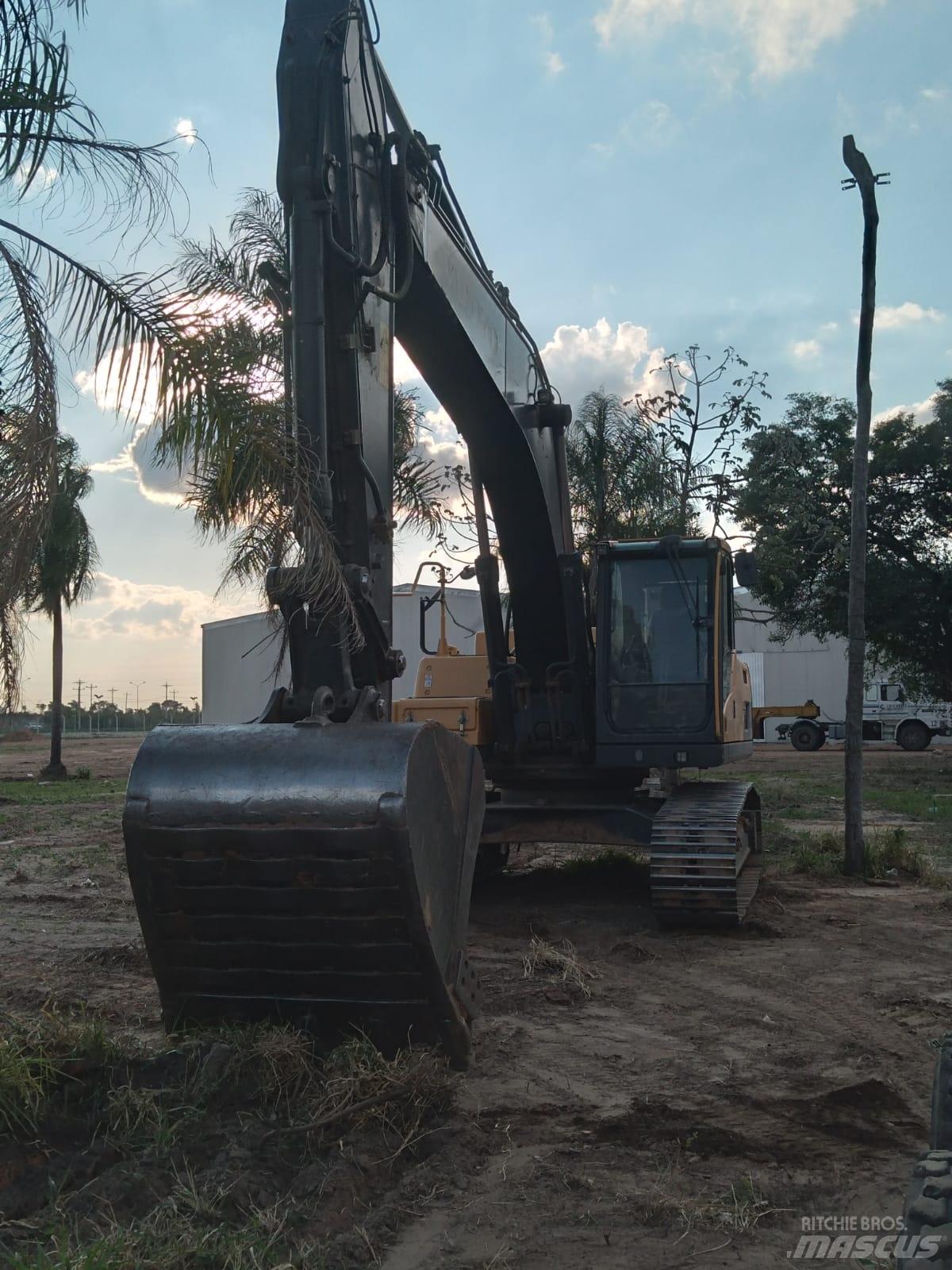 Volvo EC 250 D L Pelle sur chenilles