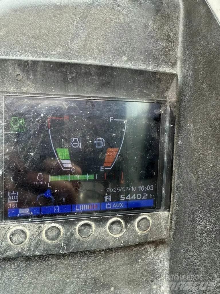 Takeuchi TB230 Mini pelle < 7t