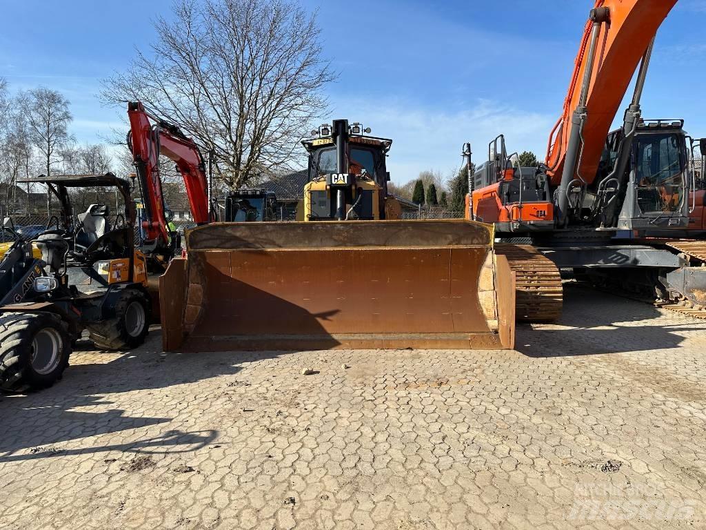 CAT D 7 E LGP Bouteurs sur chenilles
