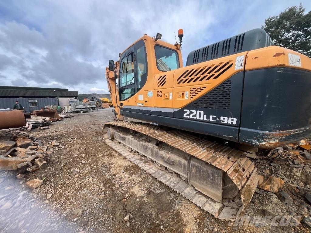 Hyundai 220lc-9A Pelle sur chenilles