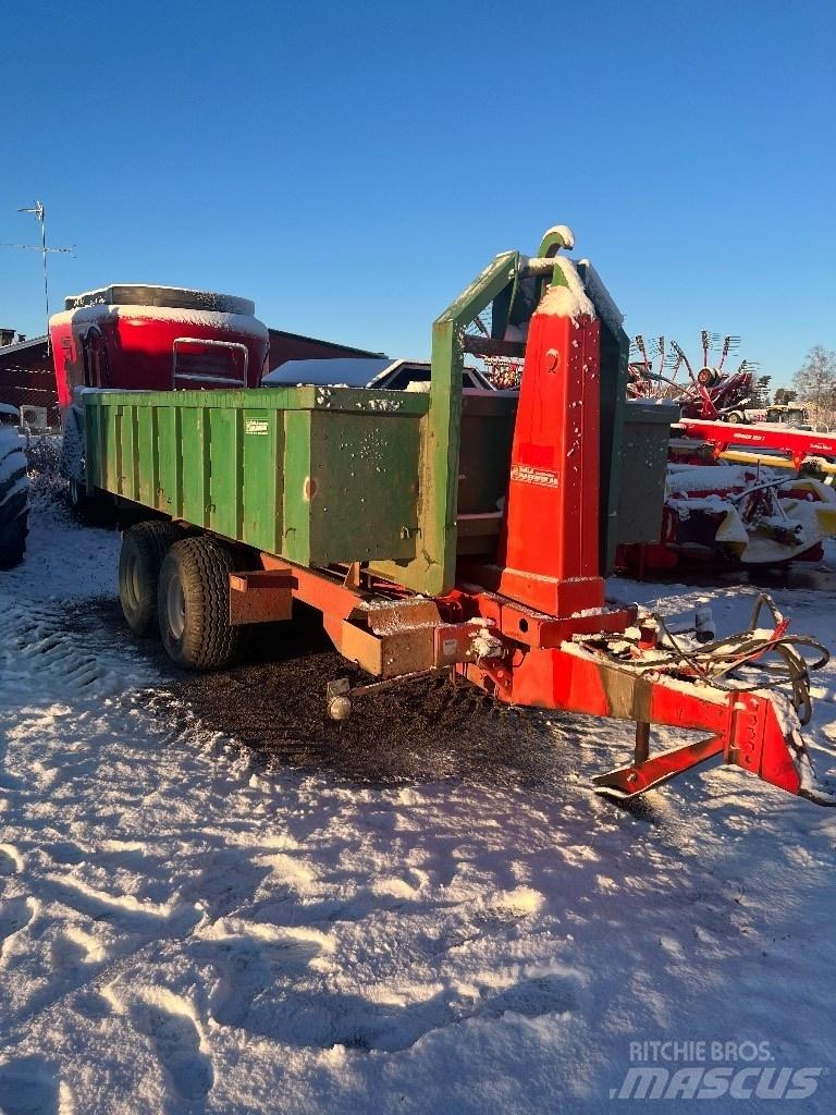 Möre T-145 Semi remorque à bras