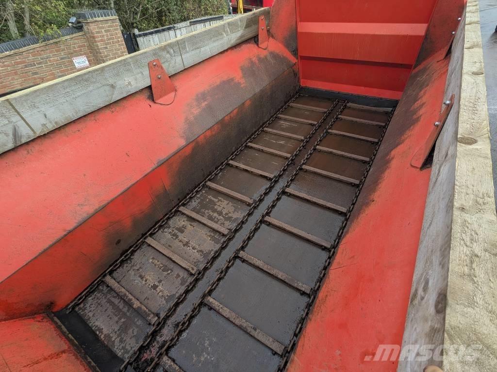 Ktwo DUO 900 Epandeur de fumier