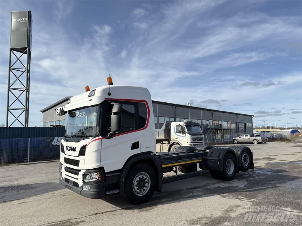 Scania P 360 6X2 Châssis cabine