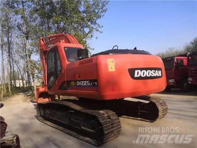 Doosan DH225 Pelle sur chenilles