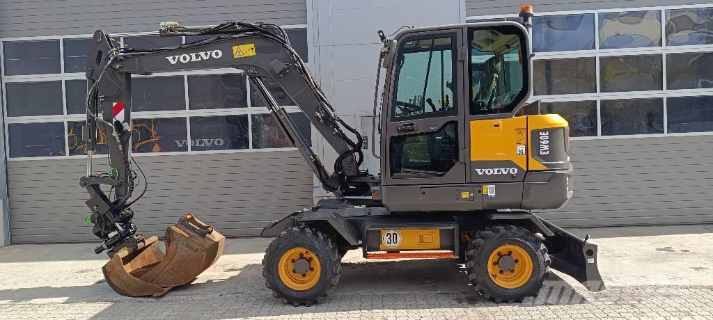 Volvo EW60E Pelle sur pneus