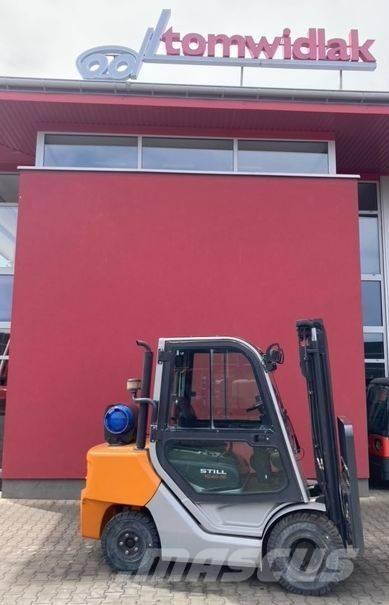 Still RC 40-35 Chariots GPL