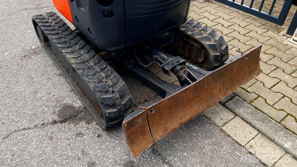 Kubota U 10-3 Mini pelle < 7t