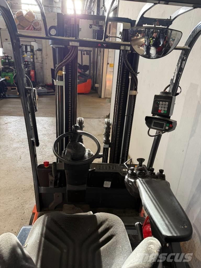 Toyota truck 7BEST15 Chariots élévateurs électriques