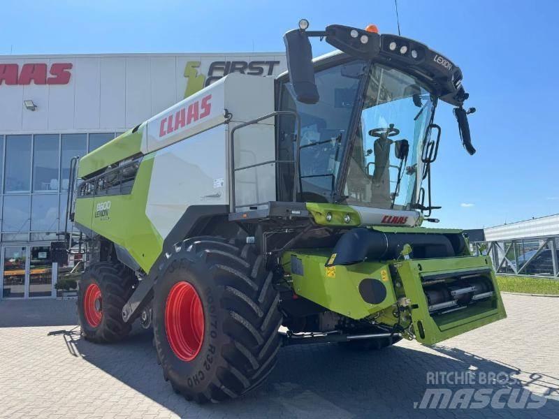 CLAAS LEXION 8600 Moissonneuse batteuse