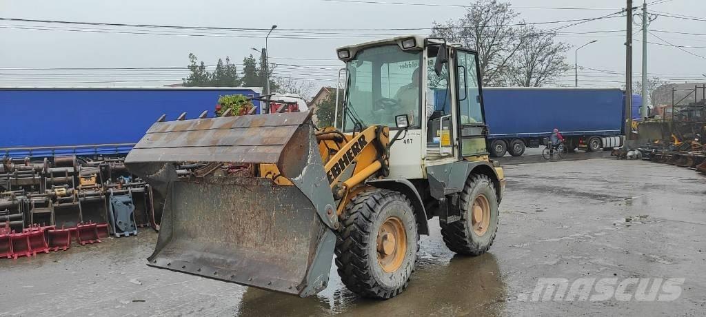 Liebherr L 506 Chargeuse sur pneus