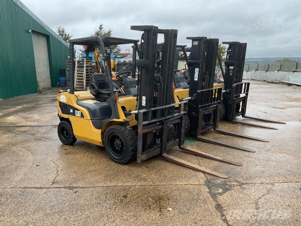 CAT DP30NT Chariots diesel