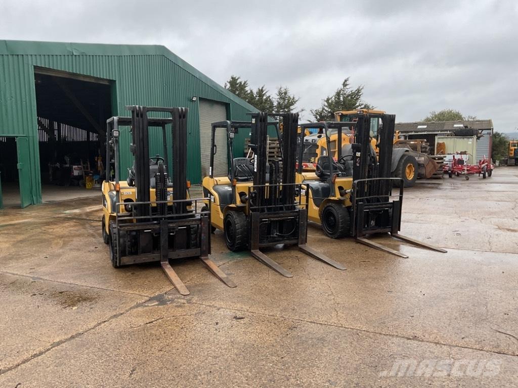 CAT DP30NT Chariots diesel