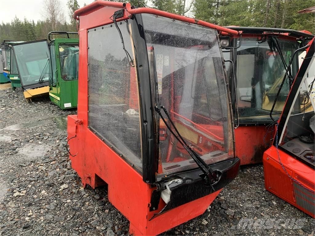 Komatsu 901TX Cabine