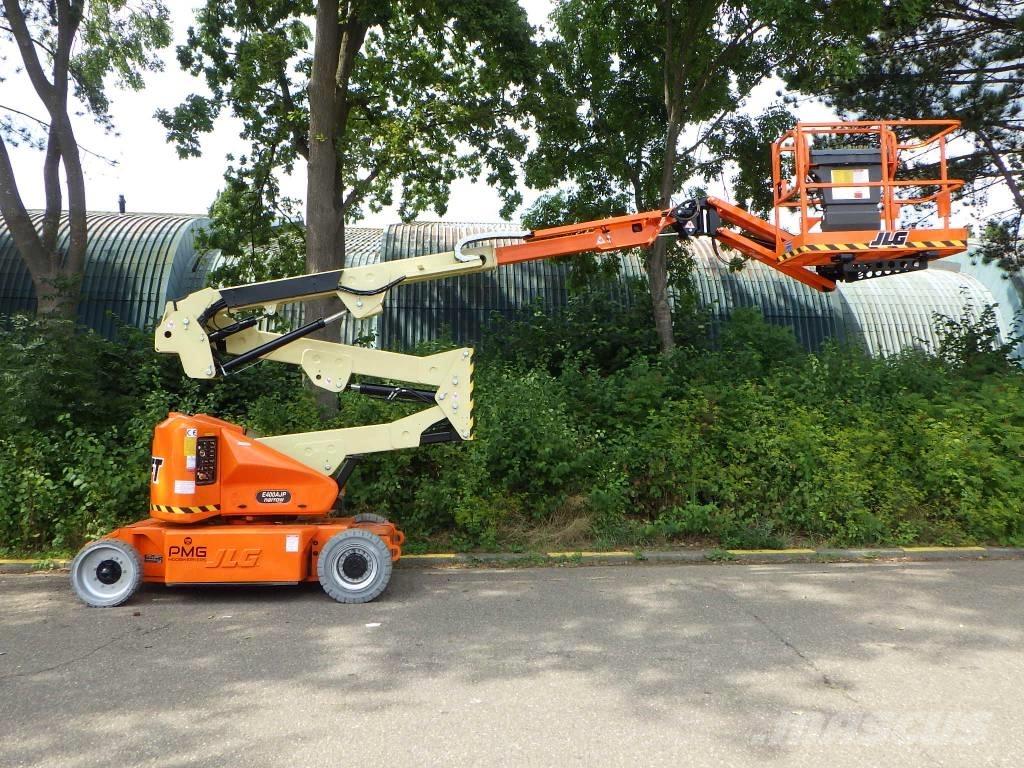 JLG E400AJPN Nacelles articulées
