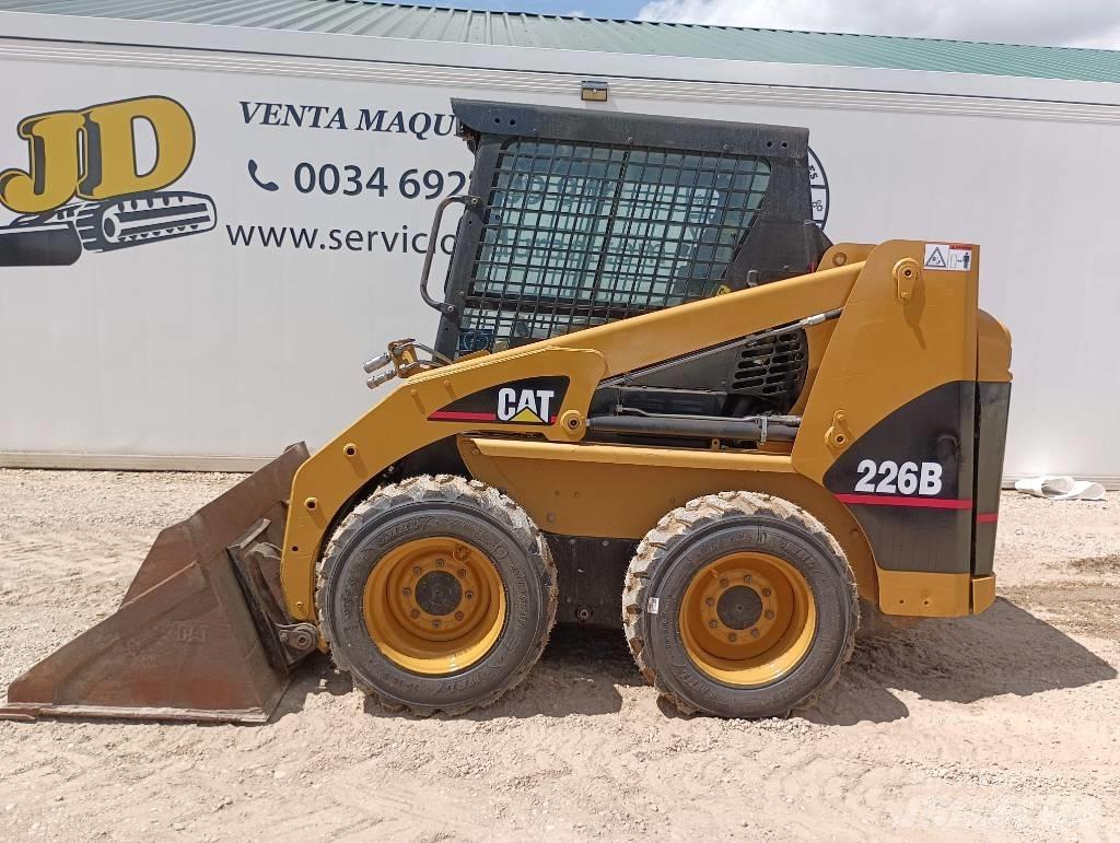 CAT 226 B Chargeuse compacte
