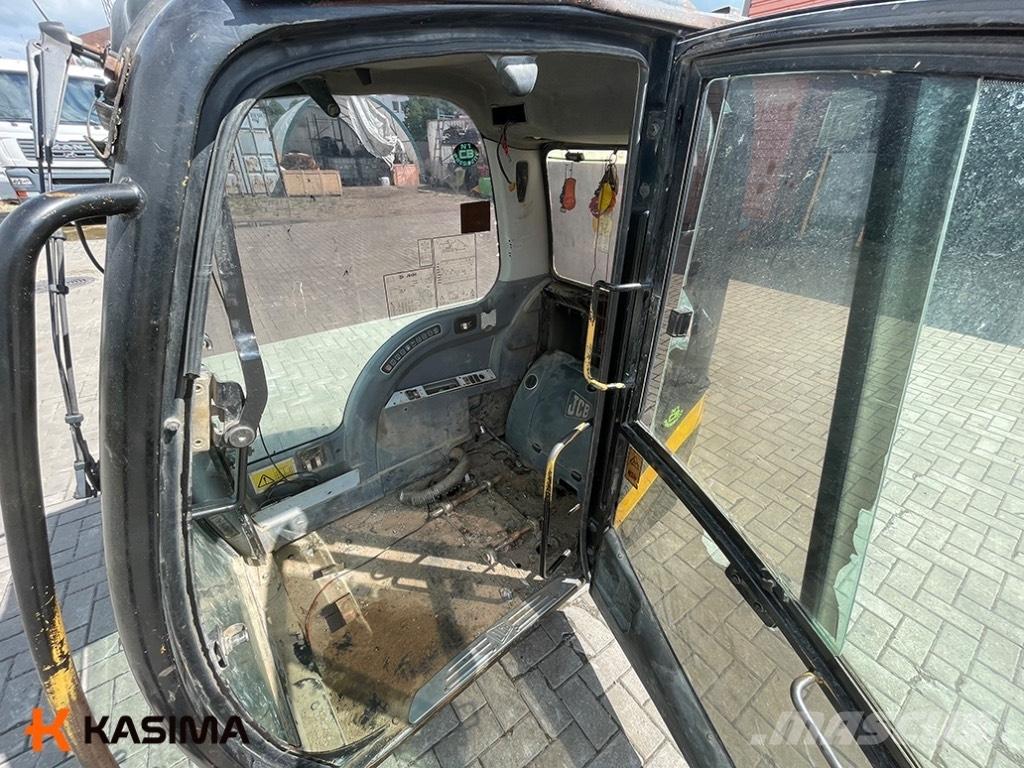 JCB JS130 Cabin Cabine