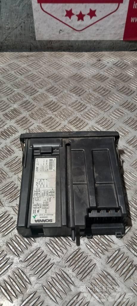 Scania R 440     2035646 Cabines