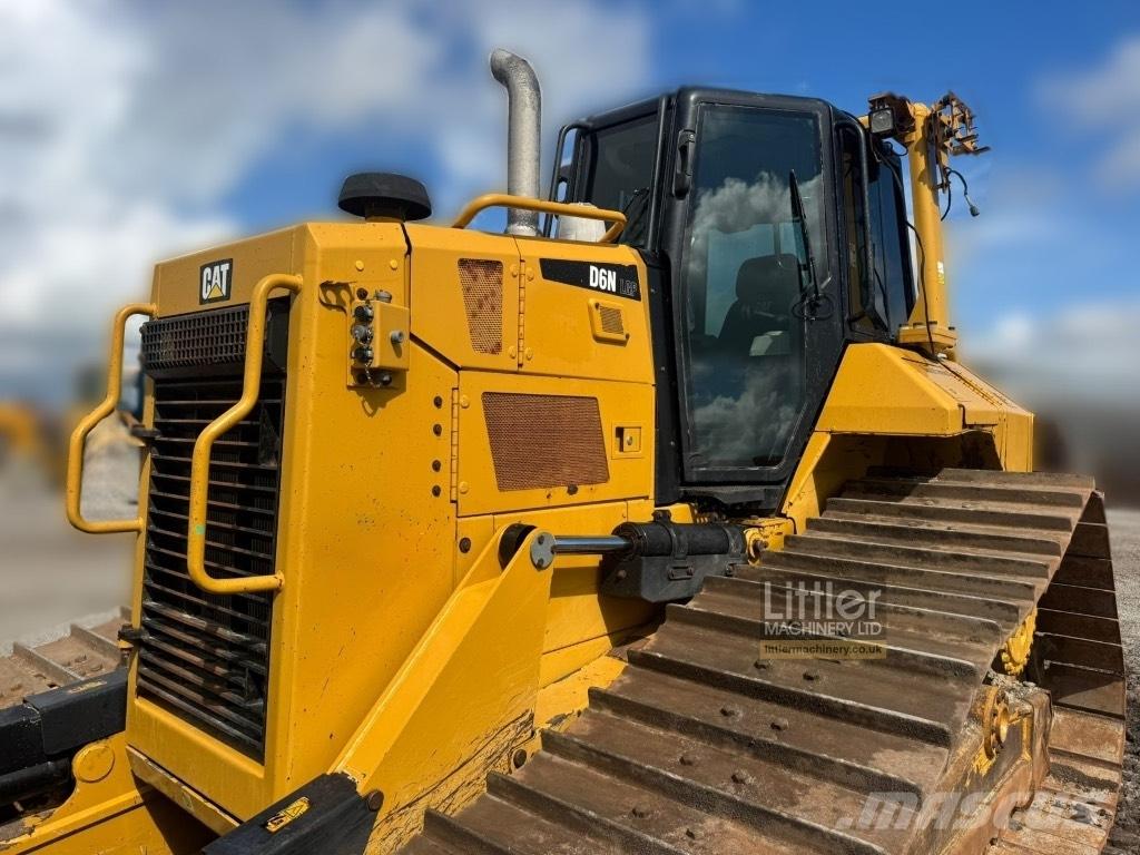 CAT D 6 N LGP Bouteurs sur chenilles