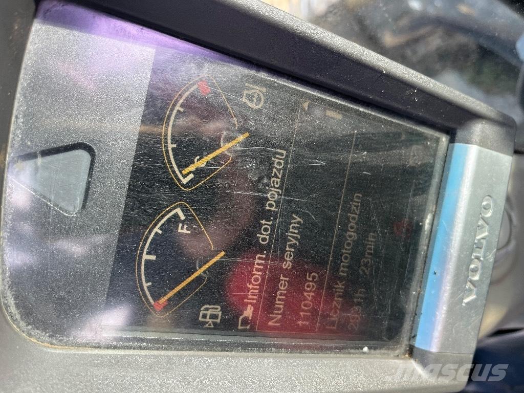 Volvo EC 240 C L Pelle sur chenilles