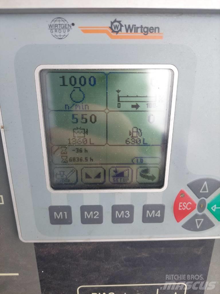 Wirtgen W 100 F Fraiseuse à froid