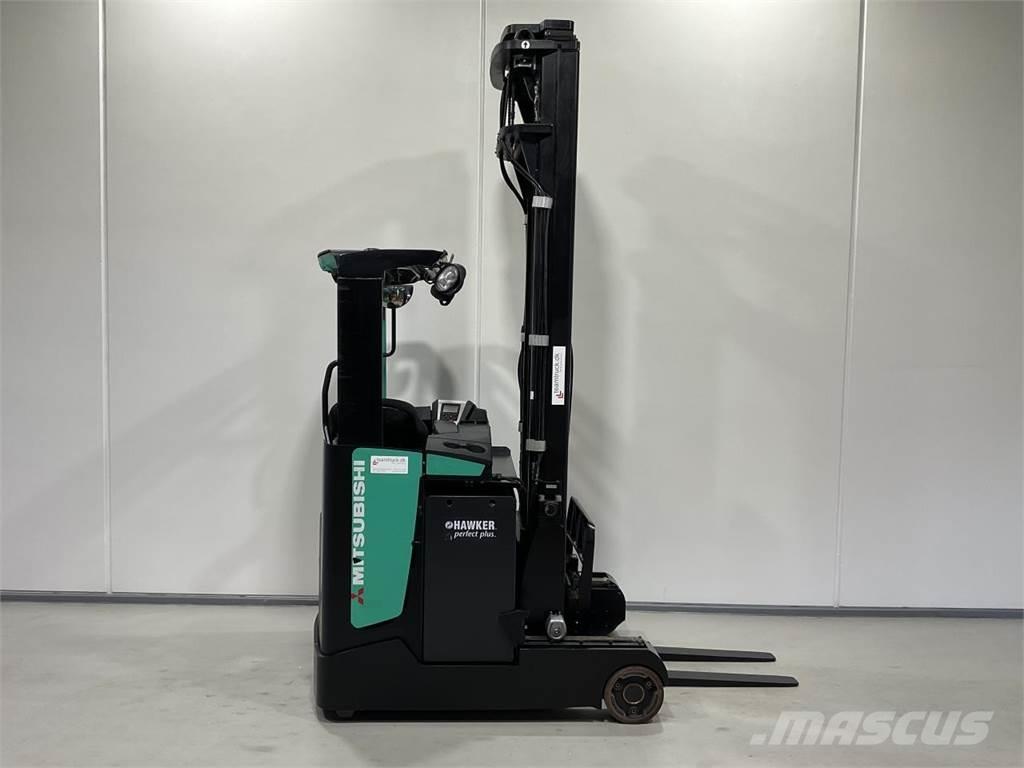 Mitsubishi RB16NH Chariot à mât rétractable