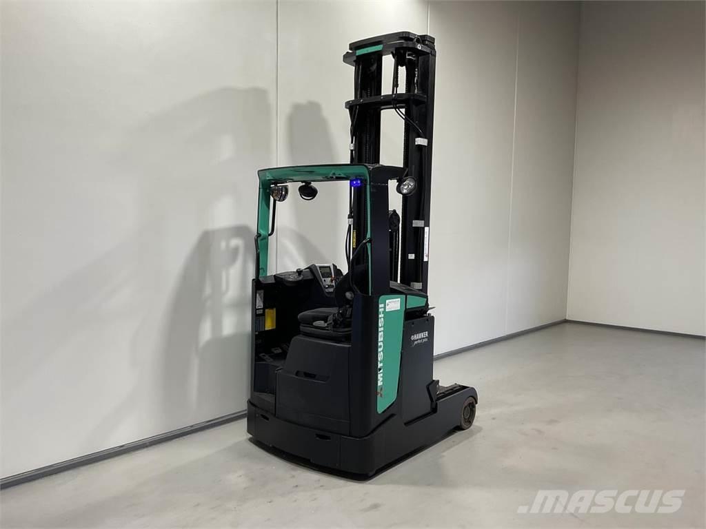 Mitsubishi RB16NH Chariot à mât rétractable
