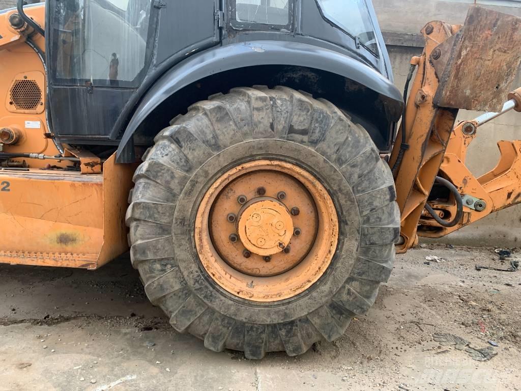 CASE 580 M Chargeuse sur pneus