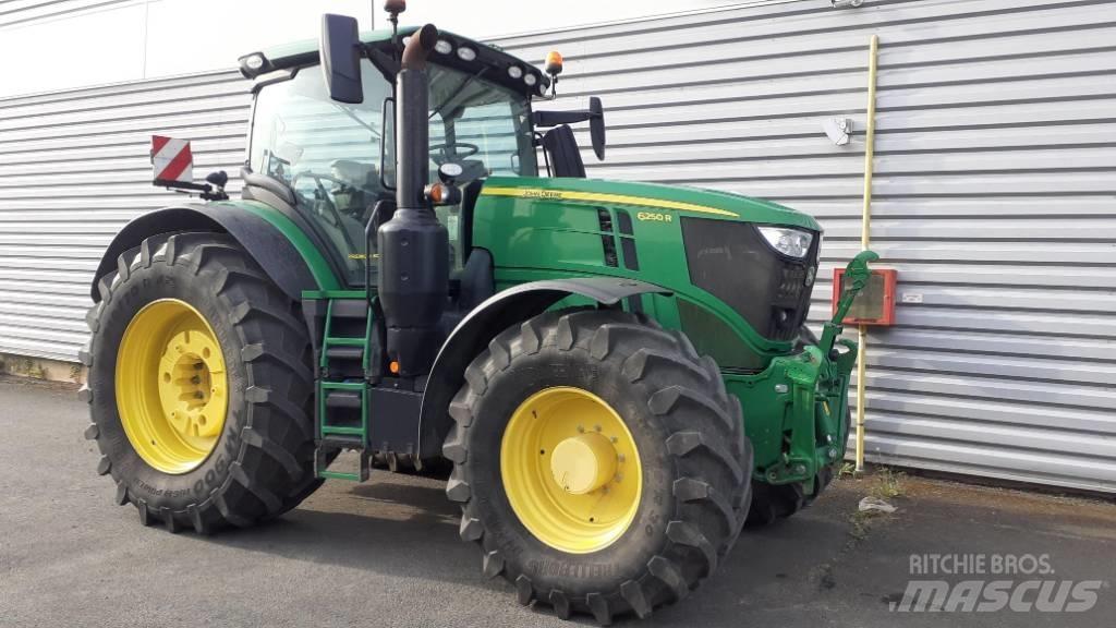 John Deere 6250 R Tracteur