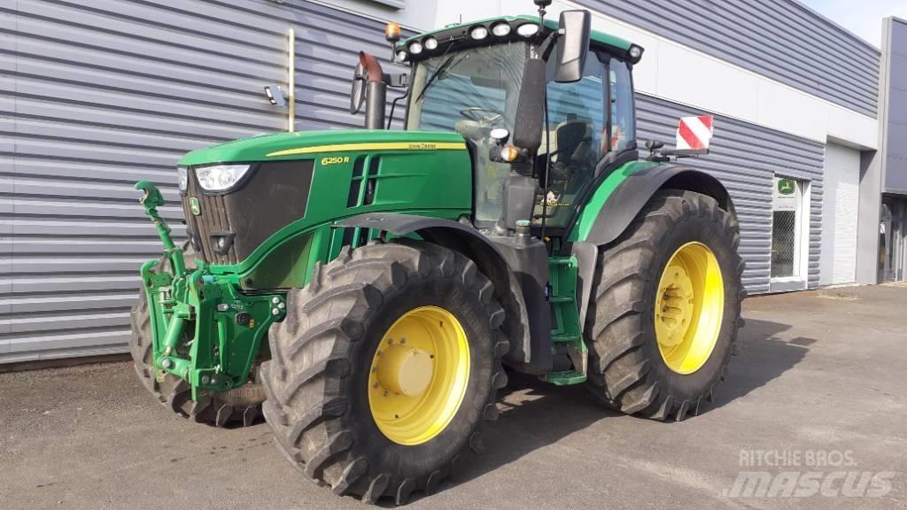 John Deere 6250 R Tracteur