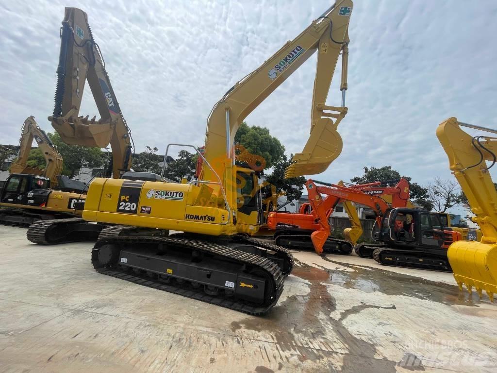 Komatsu PC 220-7 Pelle sur chenilles