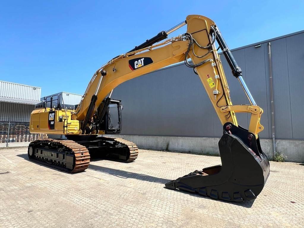 CAT 352F Pelle sur chenilles