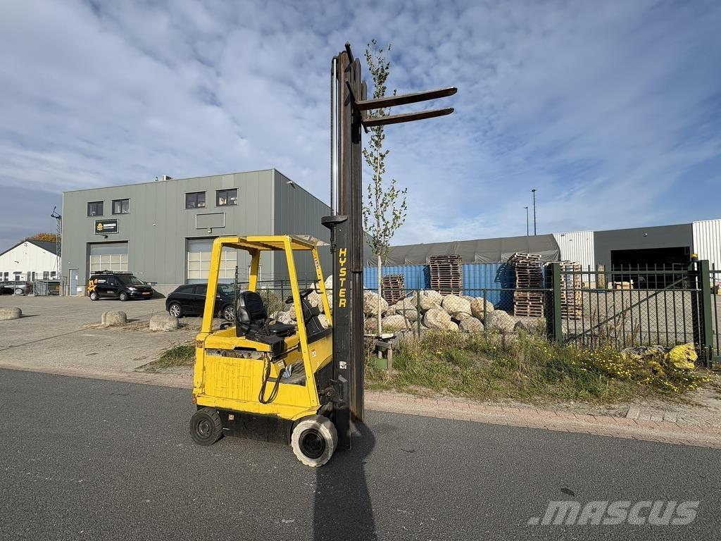 Hyster 1.50 xm Chariots élévateurs électriques