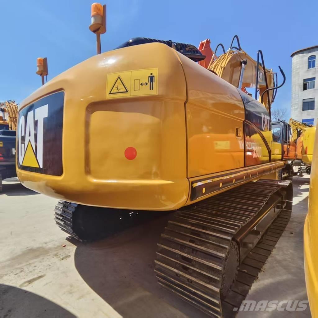 CAT 320 D Pelle sur chenilles