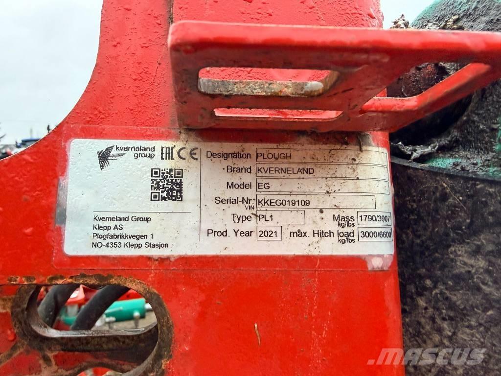 Kverneland EG85 Charrue réversible