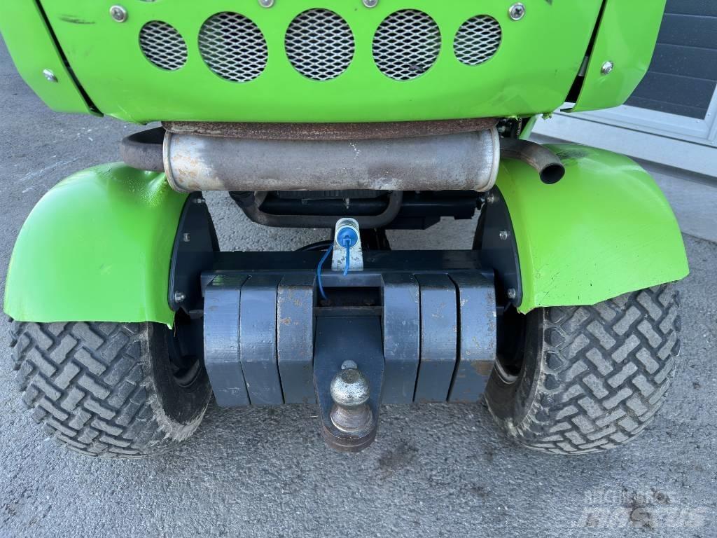 Avant 220 Chargeuse compacte