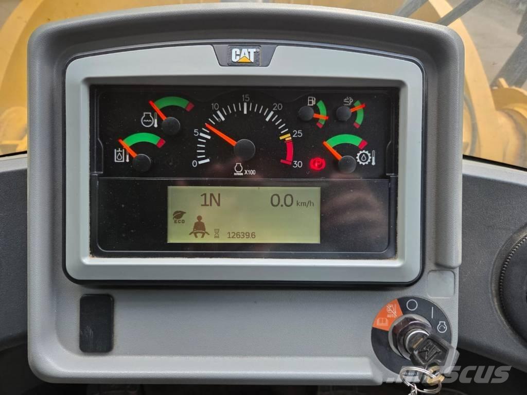 CAT 962 M Chargeuse sur pneus