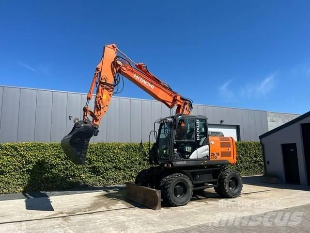 Hitachi 140W-5B Pelle sur pneus