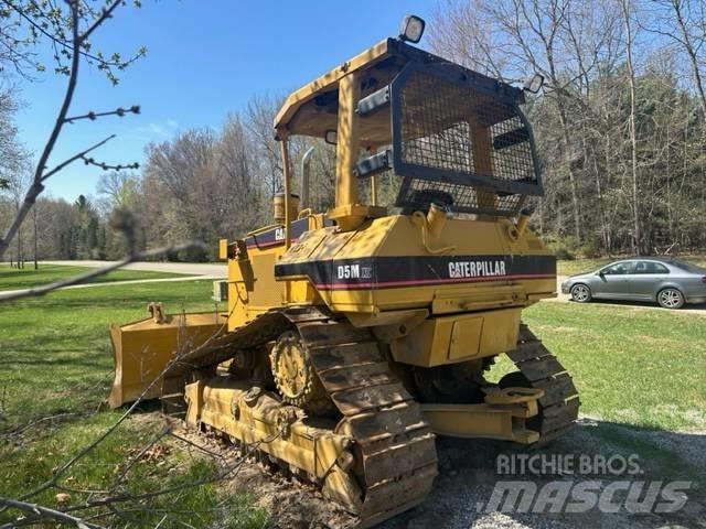 CAT D 5 M XL Bouteurs sur chenilles