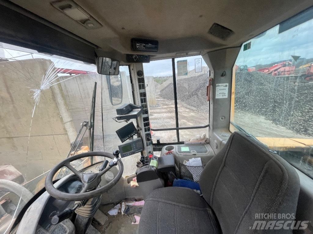 Volvo L 180 F Chargeuse sur pneus