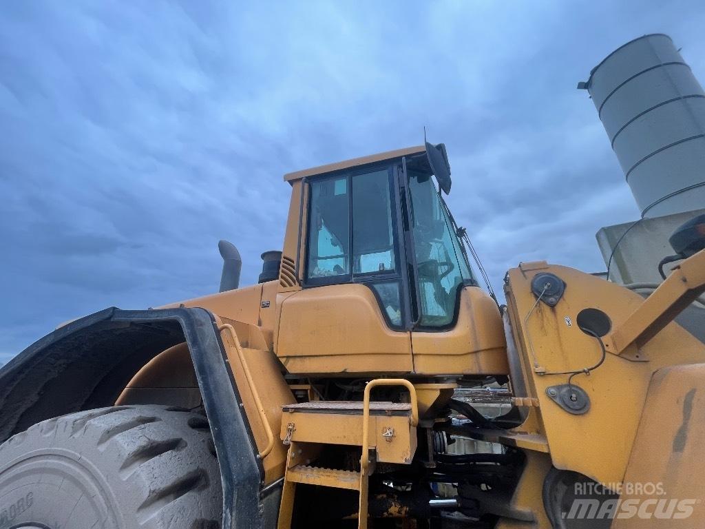 Volvo L 180 F Chargeuse sur pneus
