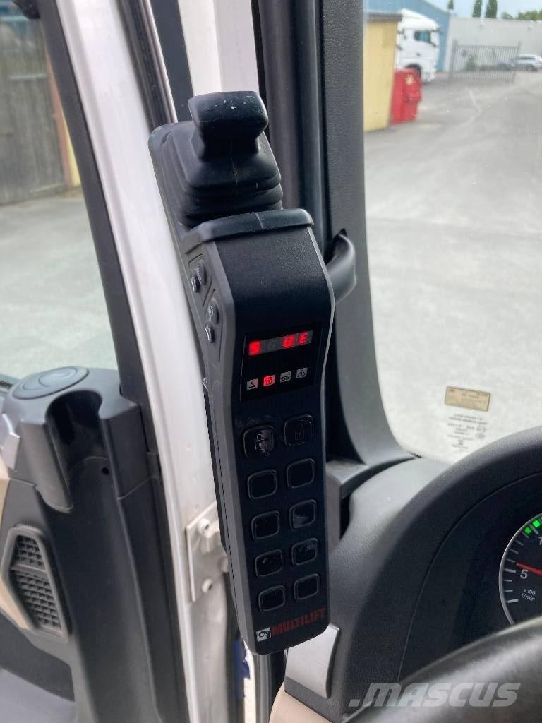 MAN TGX 26.500 6X2 Camion ampliroll