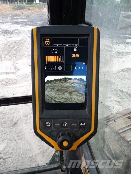 JCB JS220LC Pelle sur chenilles